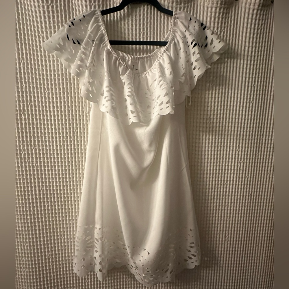 Floerns Women's Off Shoulder Ruffle Loose Tunic Shift Dress White